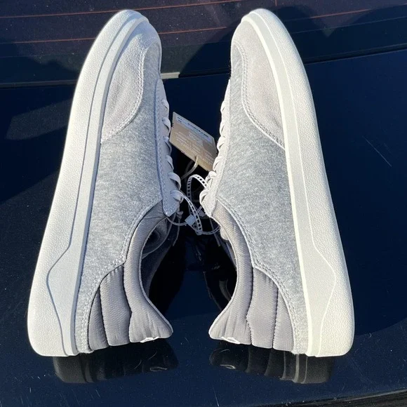 OluKai Puliki Shoes Mens Size 10 Gray Poi Charcoal Casual Sneakers Comfort